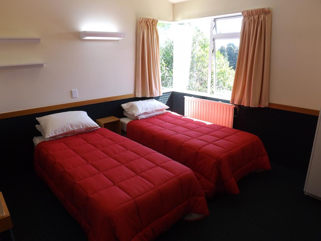 Hikurangi Stayplace Whanganui Room photo