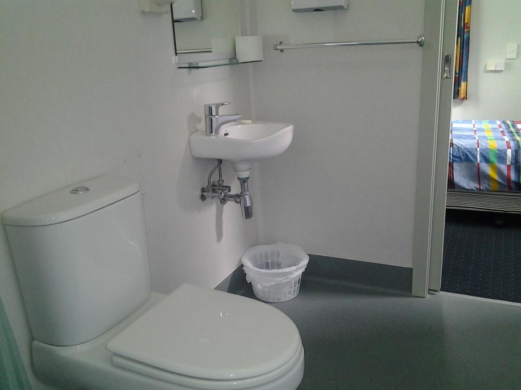 Hikurangi Stayplace Whanganui Room photo